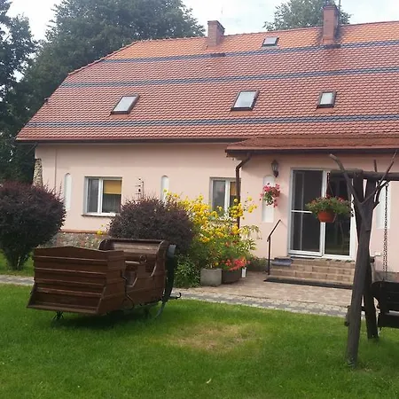 Lipowy Dworek Strzegowo-Osada
